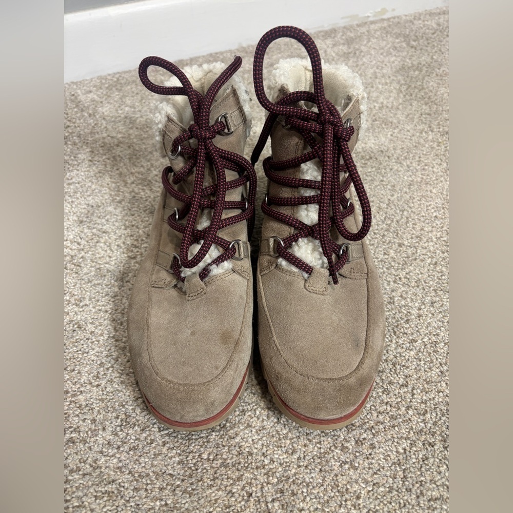 Sorel Harlowe Gray Suede Shearling Lace Cozy Waterproof Winter Booties Women 7.5 - Picture 5 of 11